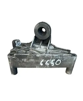 Mercedes-Benz CLS C218 X218 Engine mounting bracket A6420101740