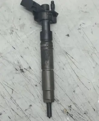 Mercedes-Benz ML W164 Fuel injector A6420700687 051215 0445115