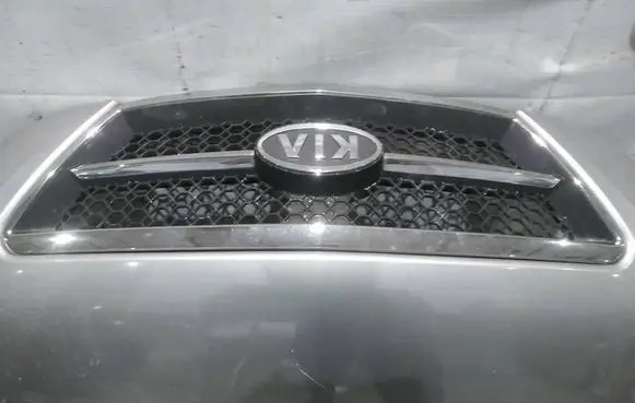 KIA Sorento Front grill 