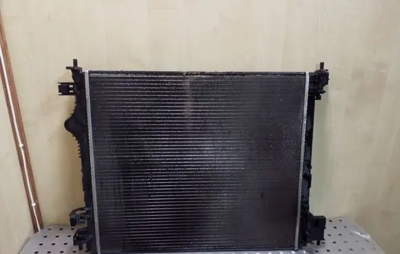 Renault Kadjar Coolant radiator 214107399R