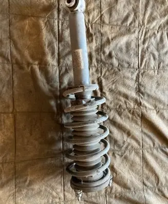 Citroen C5 Front shock absorber with coil spring 9686177480
