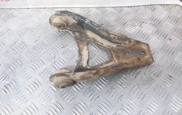 Renault Megane I Front lower control arm/wishbone