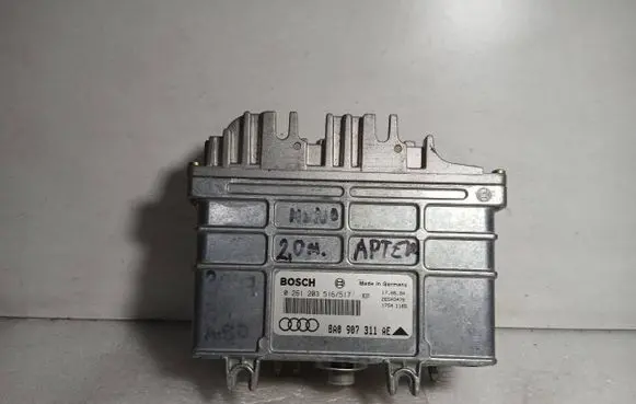 Audi 80 90 S2 B4 Engine control unit/module 0261203516 8A0907311AE 26SA3476