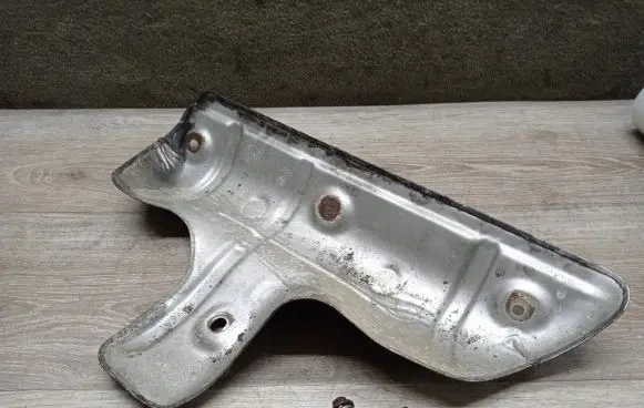 Volvo S80 Exhaust heat shield 30757440