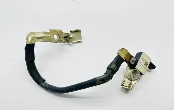 Volkswagen PASSAT B8 Negative earth cable (battery) 5Q0915181G 01062015