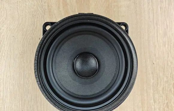 BMW 8 G16 Front door speaker 2622469