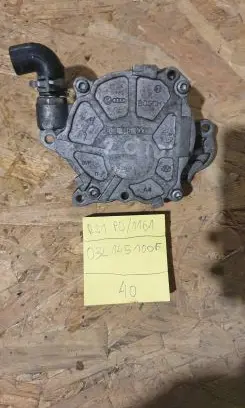 Volkswagen PASSAT B7 Vacuum pump 03L145100F 03L145100