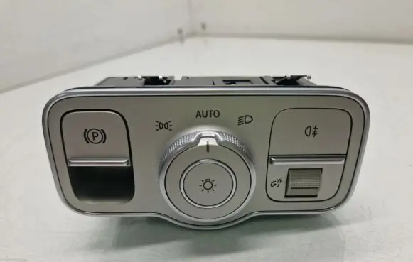 Mercedes-Benz GLE W167 Light switch A1679059804