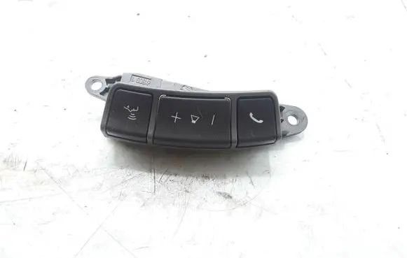 BMW 7 E65 E66 Steering wheel buttons/switches 6911585 03746700