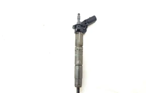 Mercedes-Benz E W212 Fuel injector A6420701187