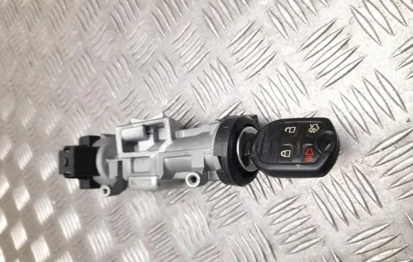 Ford Mustang V Ignition lock AA833F880AA