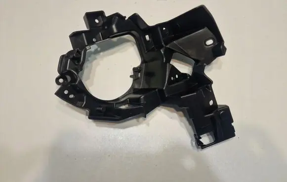 Mazda 6 Headlight/headlamp mounting bracket G46L51694
