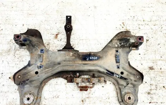 Volkswagen New Beetle Front subframe