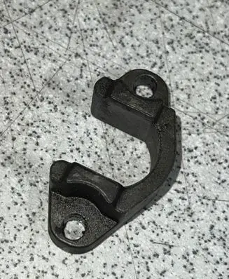 BMW 5 E39 Fuel Injector clamp holder 13537787215