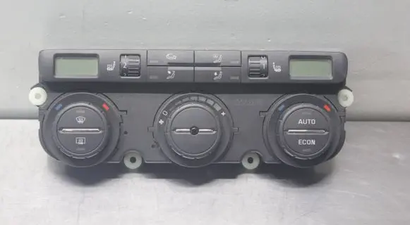 Skoda Octavia Mk2 (1Z) Climate control unit 74241060