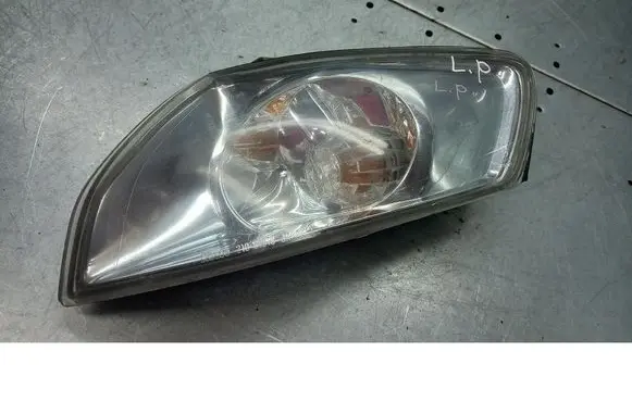 Mazda 626 Front indicator light