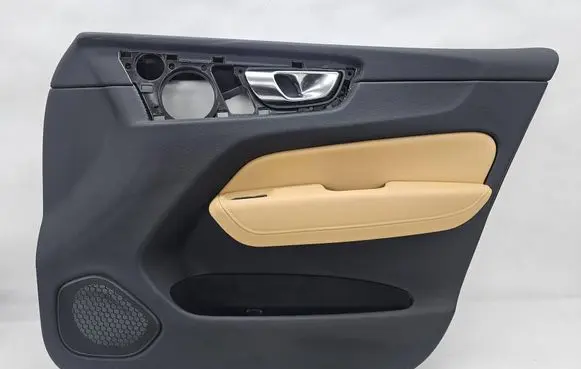 Volvo XC60 Front door card panel trim 32328456