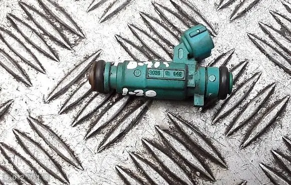 Fuel injector