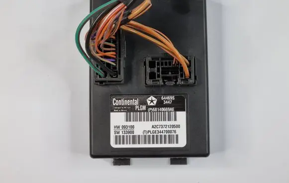 Jeep Grand Cherokee Tailgate/trunk control unit/module 68140669AE P68140669AE
