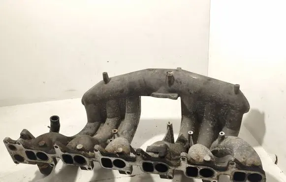 Mercedes-Benz E W211 Intake manifold A6130900737