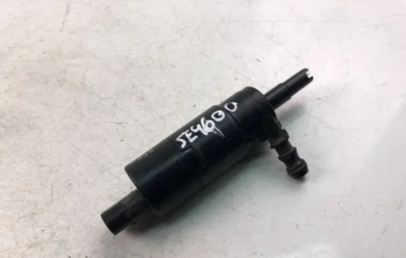 Audi A4 S4 B7 8E 8H Headlight washer pump 3B7955681