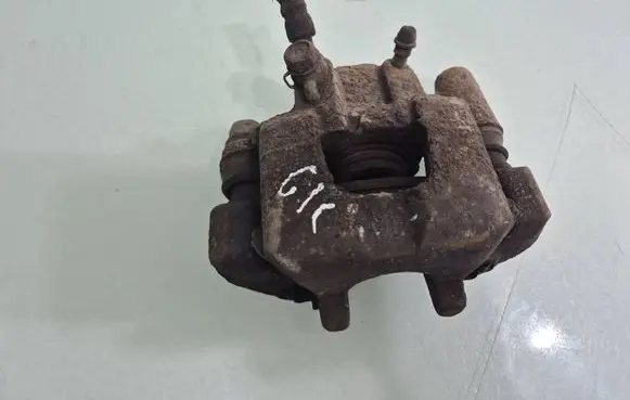 Toyota Prius (XW20) Rear brake caliper 