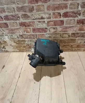 Opel Meriva B Air filter box cover 