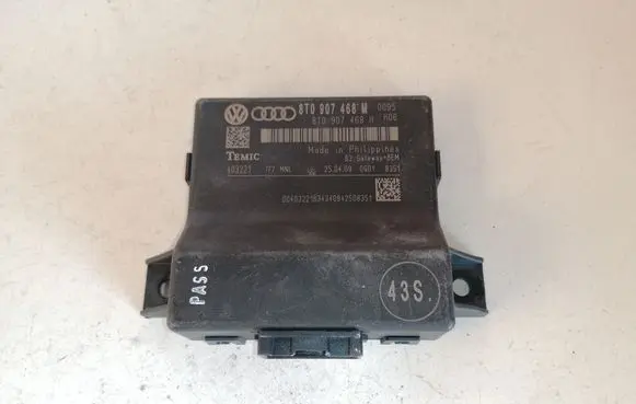 Audi A4 S4 B8 8K Gateway control module 8T0907468M 8T0907468H