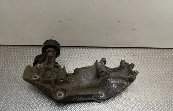 Generator/alternator bracket