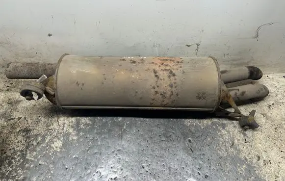 Volkswagen PASSAT B5 Rear muffler/silencer tail pipe 