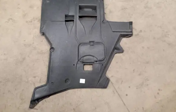 BMW 5 E39 Engine splash shield/under tray 2016346