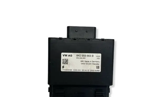 Audi Q3 8U Other control units/modules 8K0959663