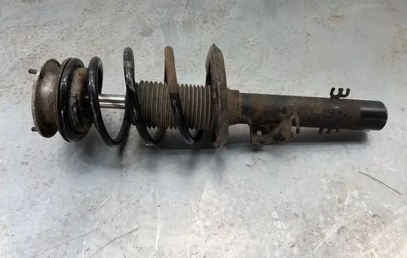 BMW X3 E83 Front shock absorber/damper 3411620 V8373TR 1054131526