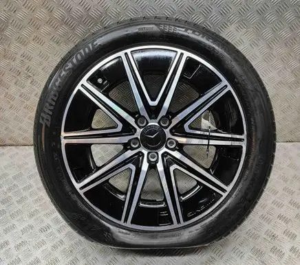 Mercedes-Benz EQB R19 alloy rim A2434012000