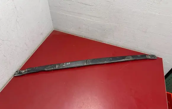 Chrysler Pacifica Wiper trim 68228473AB