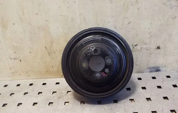 Volkswagen Golf VI Crankshaft pulley 038105243M