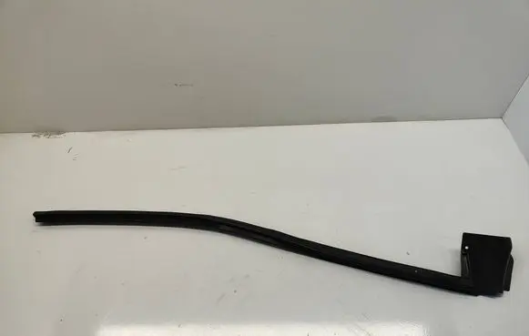 Chevrolet Camaro Rubber seal front coupe door 84165674