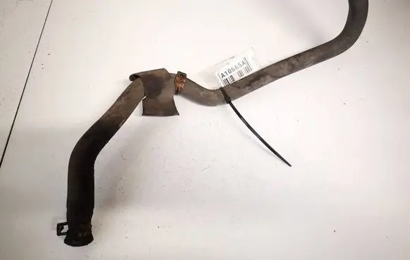 Engine coolant pipe/hose