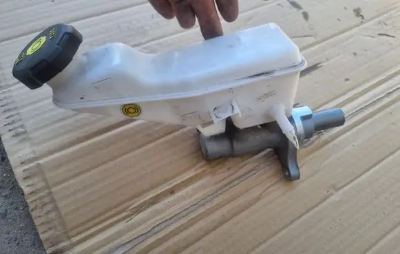 KIA Xceed Brake booster