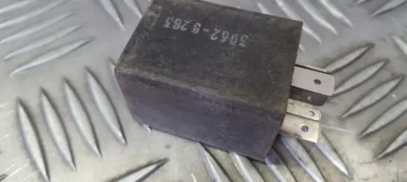 Opel Kadett E Other relay 5WK1640