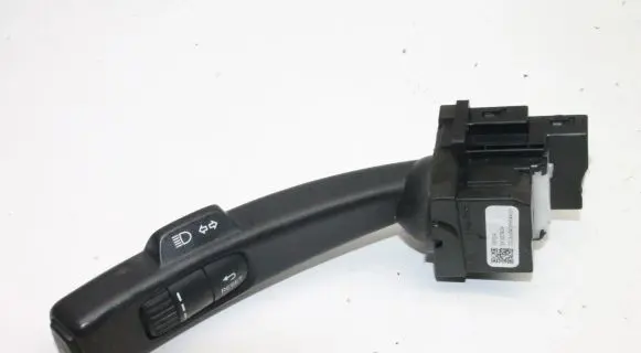 Volvo XC70 Indicator stalk 31327904