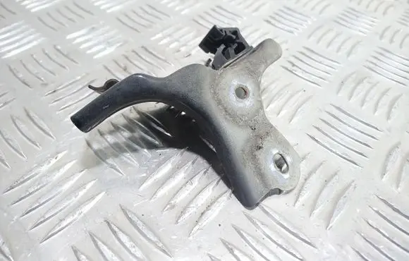 Toyota RAV 4 (XA20) Other engine bay part
