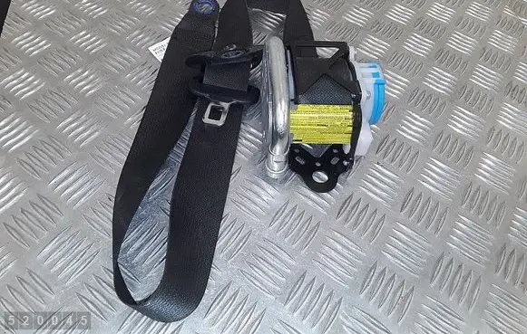 Toyota Yaris Front seatbelt 0589P1000417