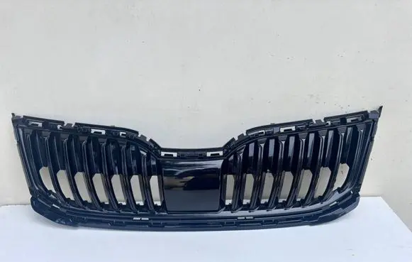 Skoda Octavia Mk3 (5E) Front bumper upper radiator grill 5E0853653C