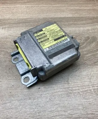 Toyota Avensis T250 Airbag control unit/module 8917005060 204247103