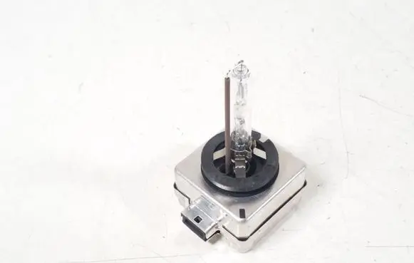 BMW 1 E82 E88 Rear tail light bulb 66144