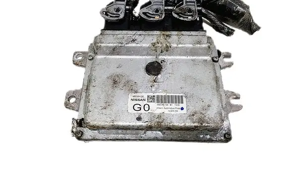 Nissan Qashqai Engine control unit/module ECU MEC93-130