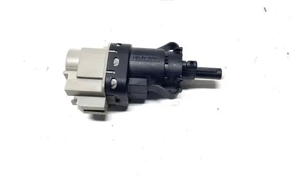 Land Rover Freelander 2 - LR2 Brake pedal sensor switch BJ3213480AA