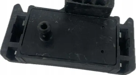 Renault Laguna I Air pressure sensor 8766151