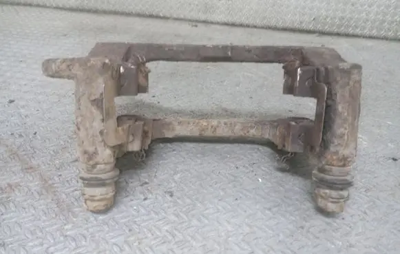 Audi A4 S4 B8 8K Brake caliper pad carrier rear 